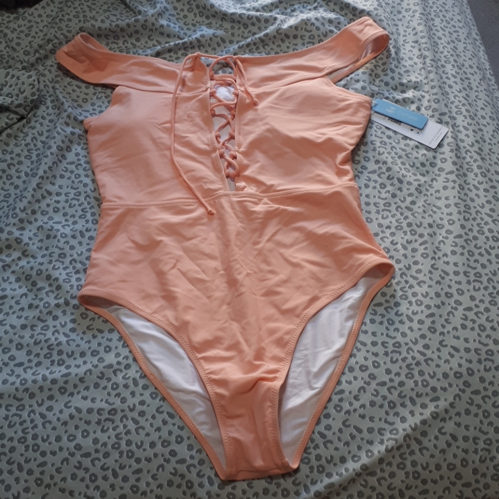 One piece bathing suit